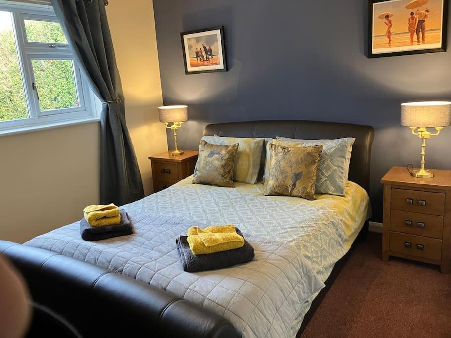 Ogilvie Lodge Llandudno Junction Εξωτερικό φωτογραφία
