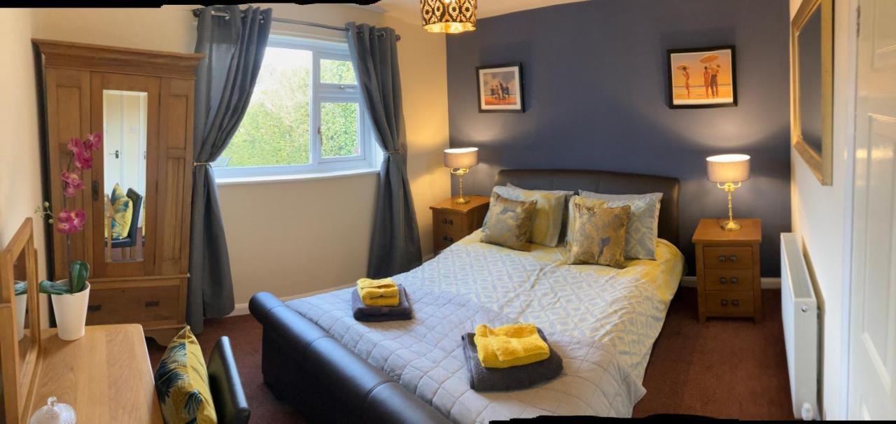 Ogilvie Lodge Llandudno Junction Εξωτερικό φωτογραφία